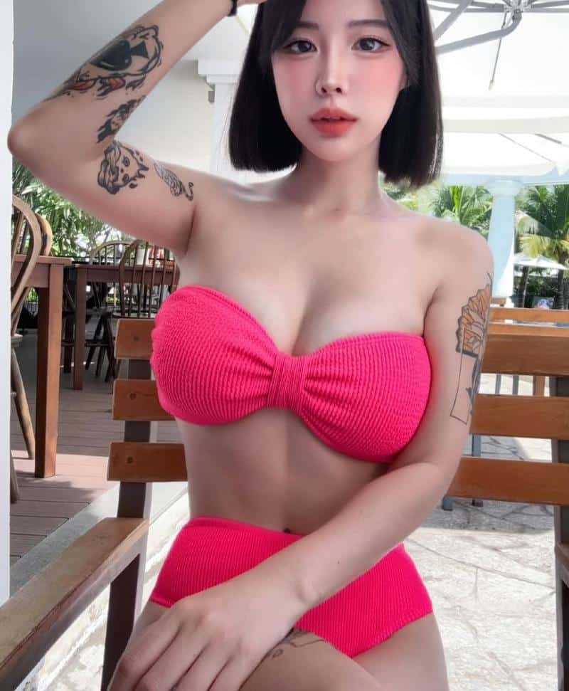 핑크빛 비키니