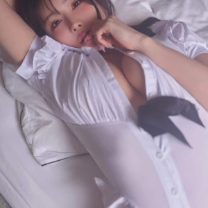 꼴리는 포즈