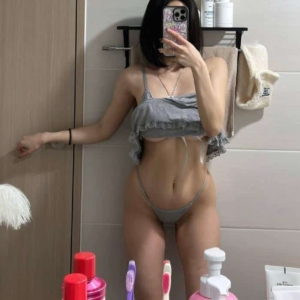 화장실에서 셀카
