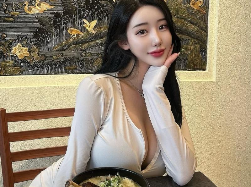 D컵 처자