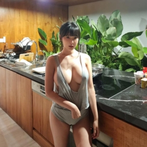 강인경